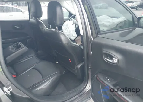 2019 Jeep Compass Trailhawk 4X4 из США, поврежденный, VIN 3C4NJDDBXKT728498